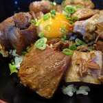 はまさき村 - お手軽ランチ（角煮丼　温玉のせ）　2