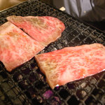 炭火焼 ゆうじ - サーロイン