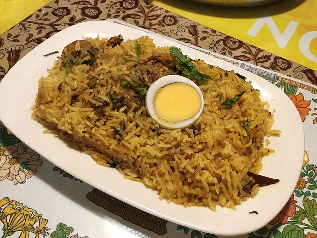 私 本場パキスタンのビリヤーニ 1 250 と 娘 Aランチ 900 をいただきました By 藍染たぬき ザエカ Zaeka 赤坂 インドカレー 食べログ 私 本場パキスタンのビリヤーニ 1 250 と 娘 Aランチ 900 をいただきました By 藍染たぬき ザエカ Zaeka 赤坂 インドカレー 食べログ