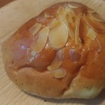 AOSAN - レーズンパン