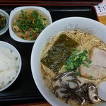 大雅ラーメン - 大雅ラーメン　ホルモン定食