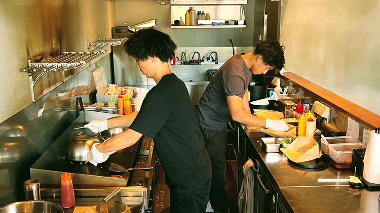 DRAGON BURGER 南禅寺店