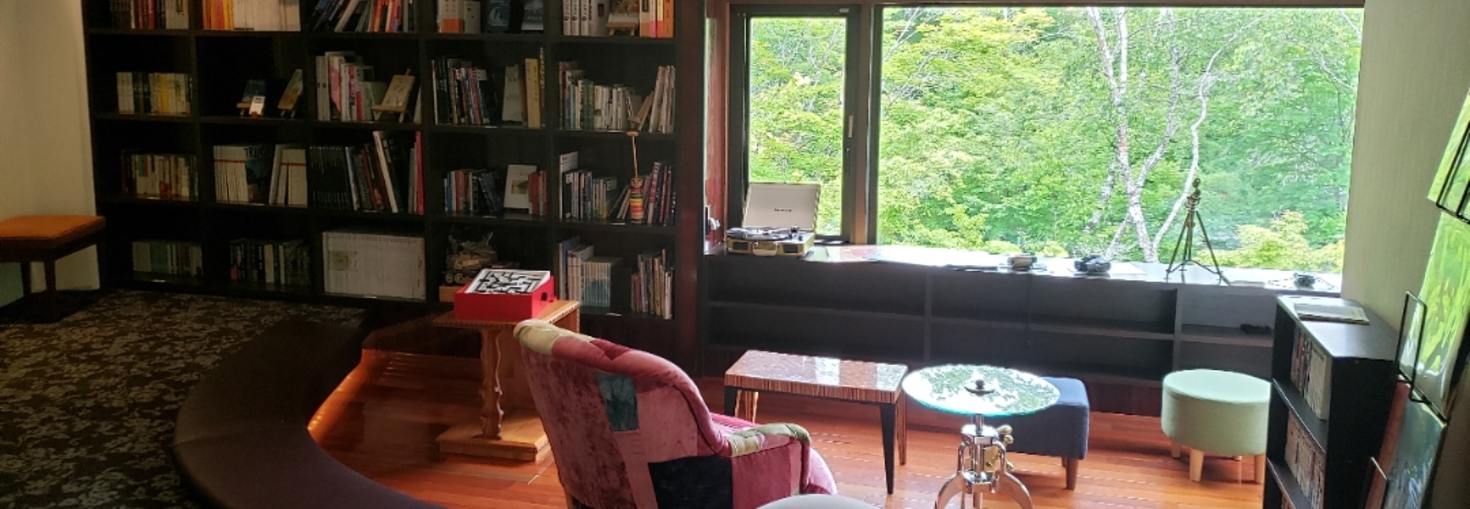 レビュアーのカバー画像