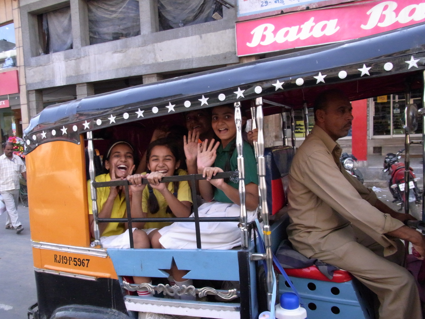 レビュアーのカバー画像