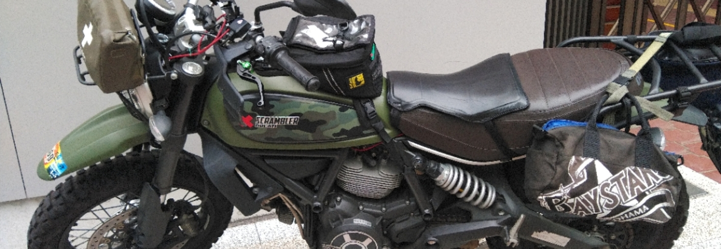 レビュアーのカバー画像