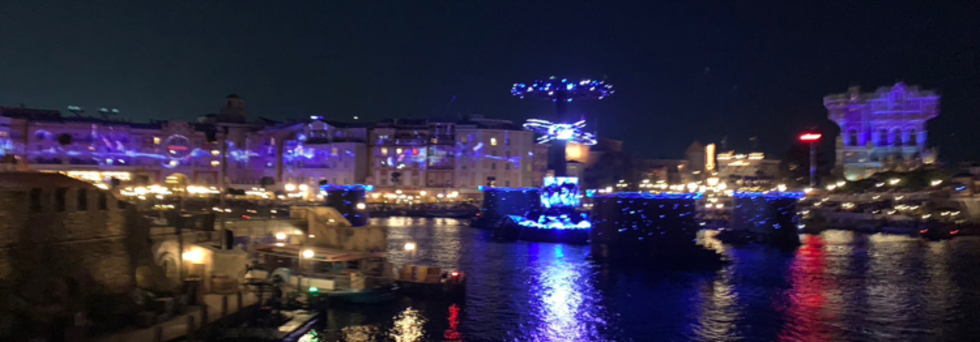 レビュアーのカバー画像