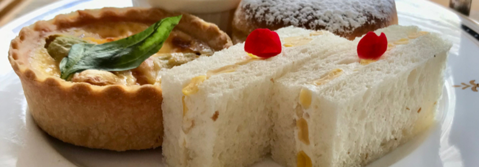 レビュアーのカバー画像