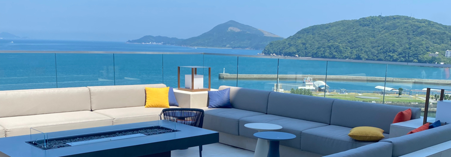 レビュアーのカバー画像