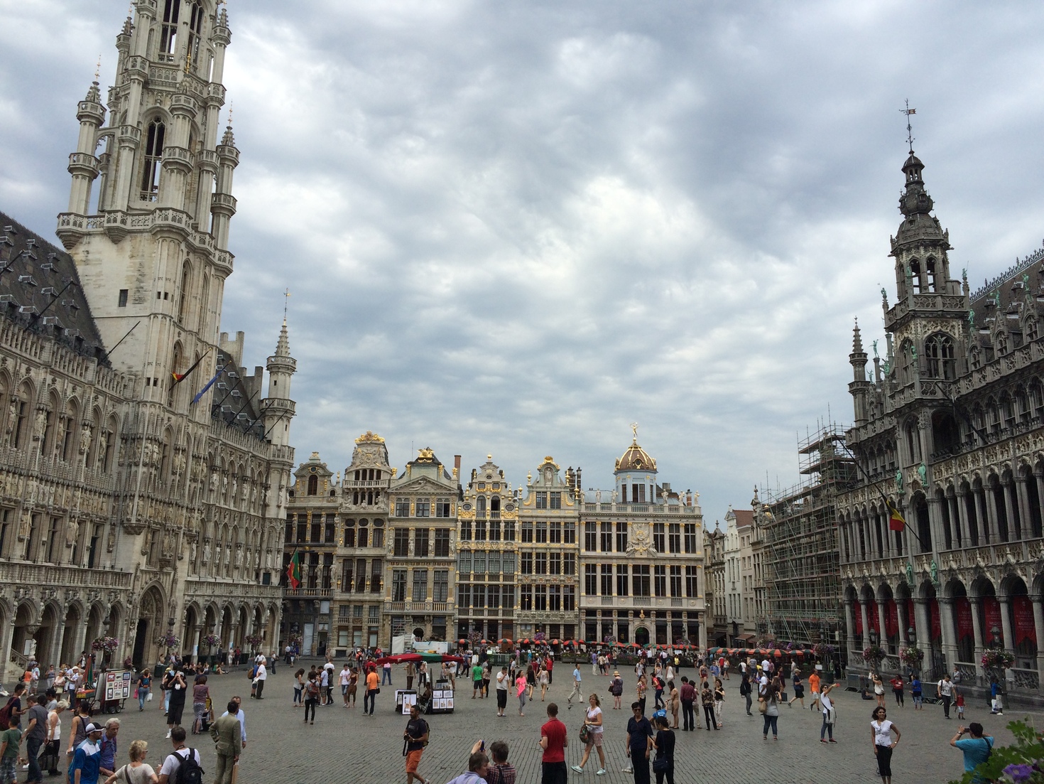 レビュアーのカバー画像