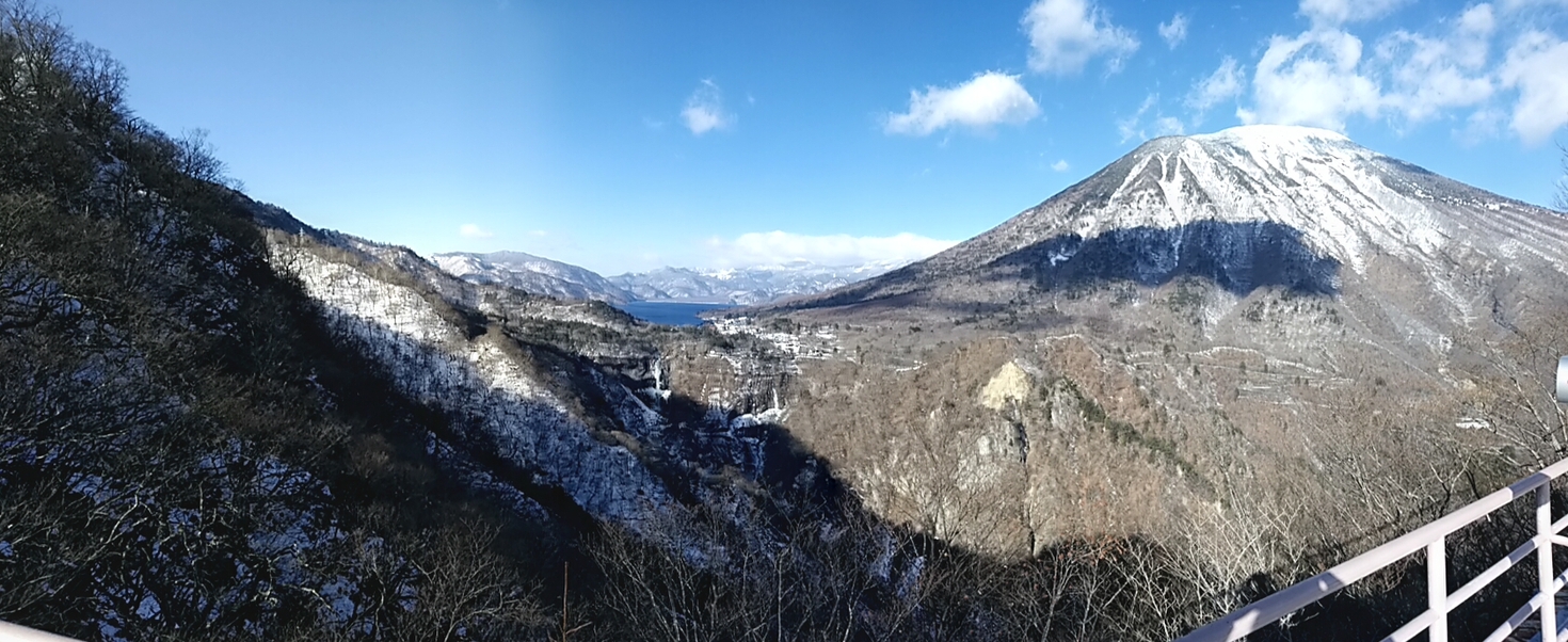 レビュアーのカバー画像