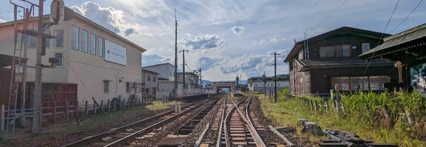 レビュアーのカバー画像