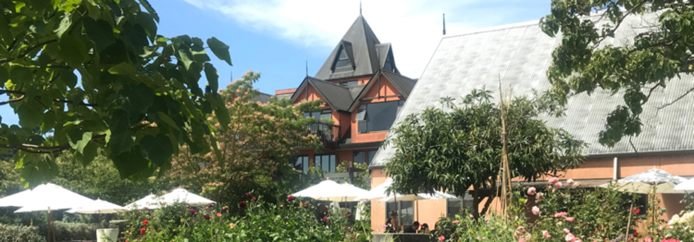 レビュアーのカバー画像