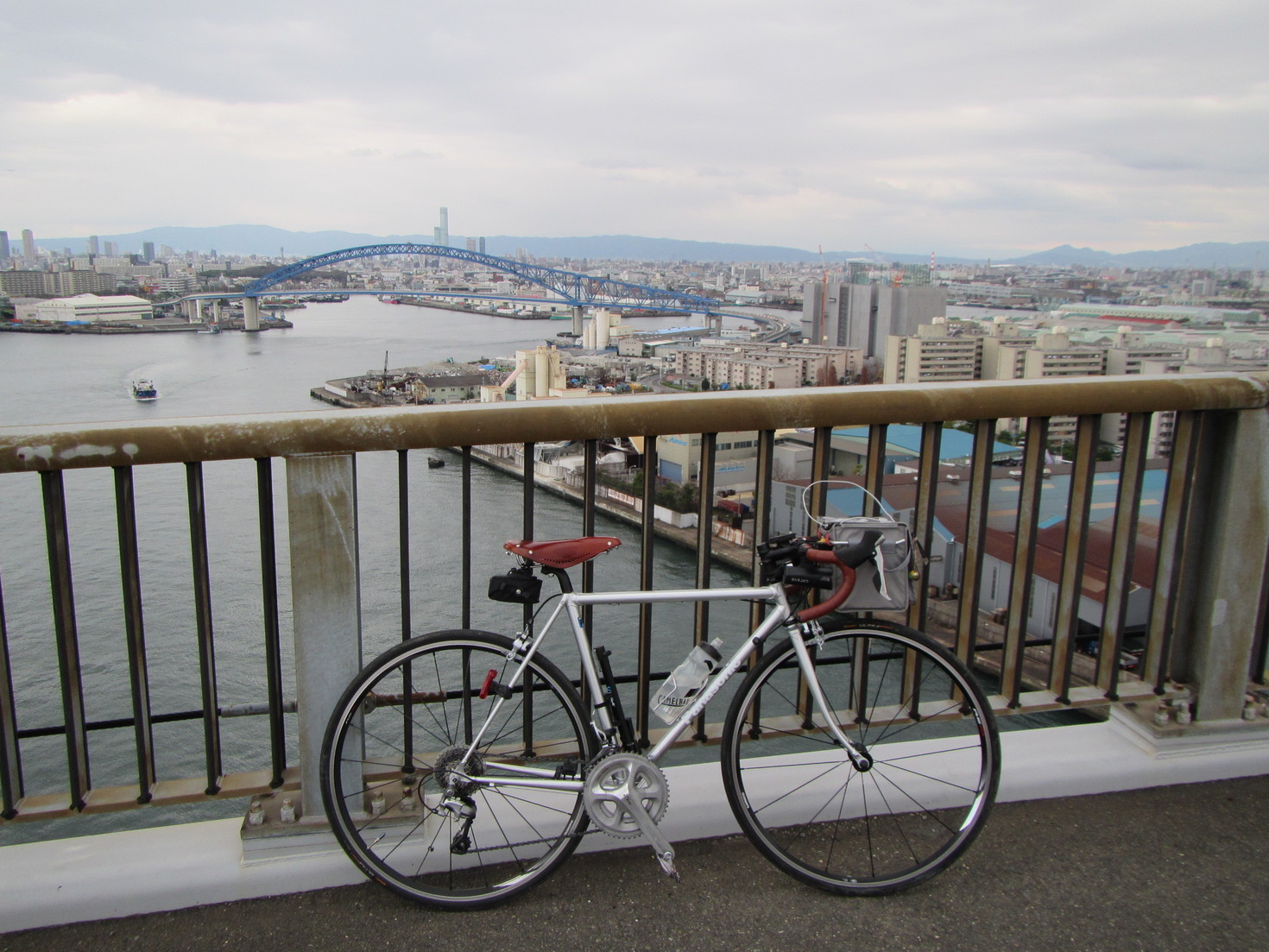 レビュアーのカバー画像