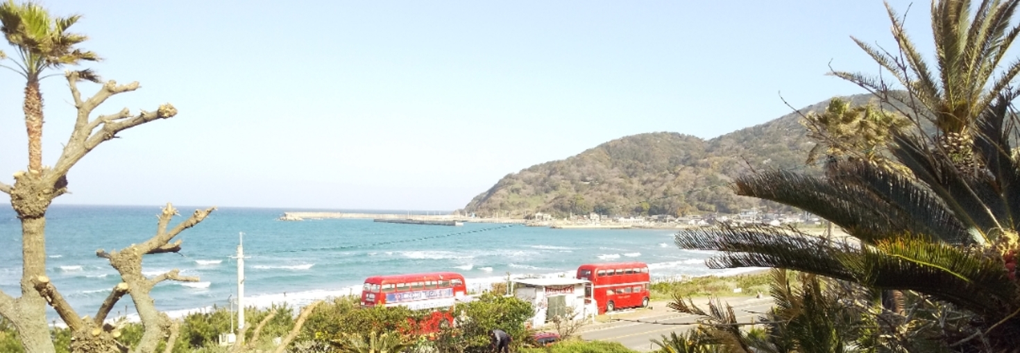 レビュアーのカバー画像