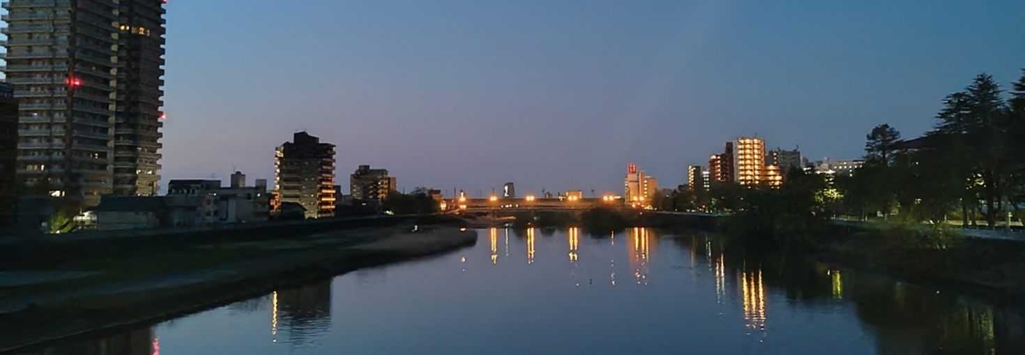 レビュアーのカバー画像