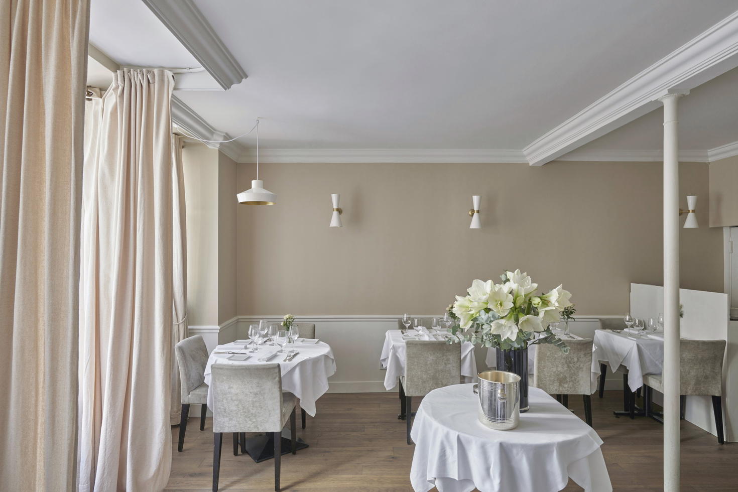 レビュアーのカバー画像