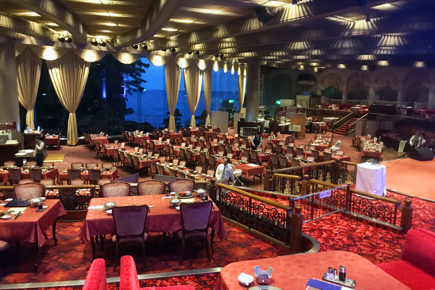 レビュアーのカバー画像