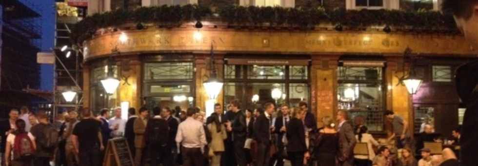 レビュアーのカバー画像