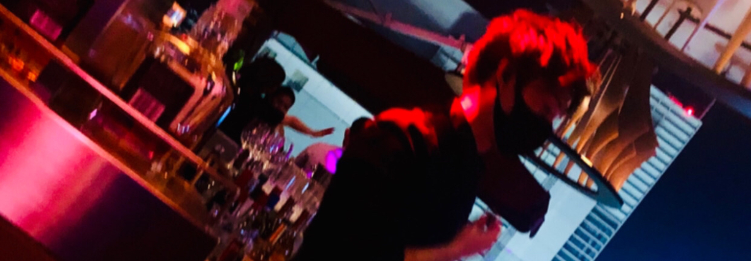 レビュアーのカバー画像