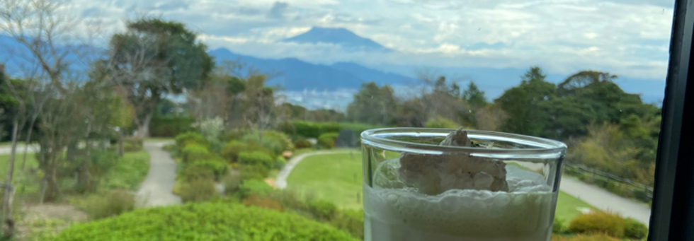 レビュアーのカバー画像