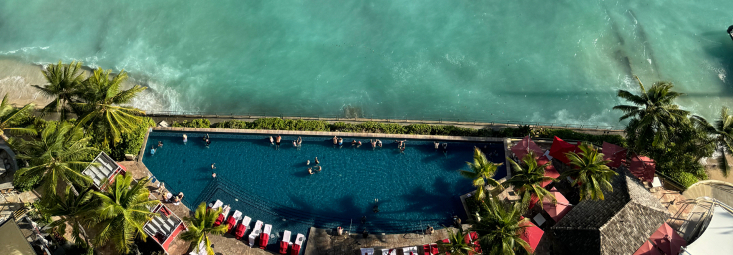 レビュアーのカバー画像