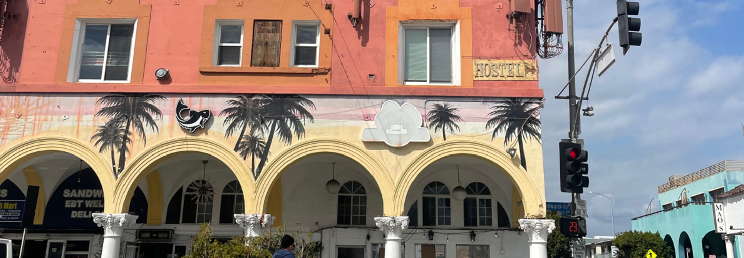 レビュアーのカバー画像