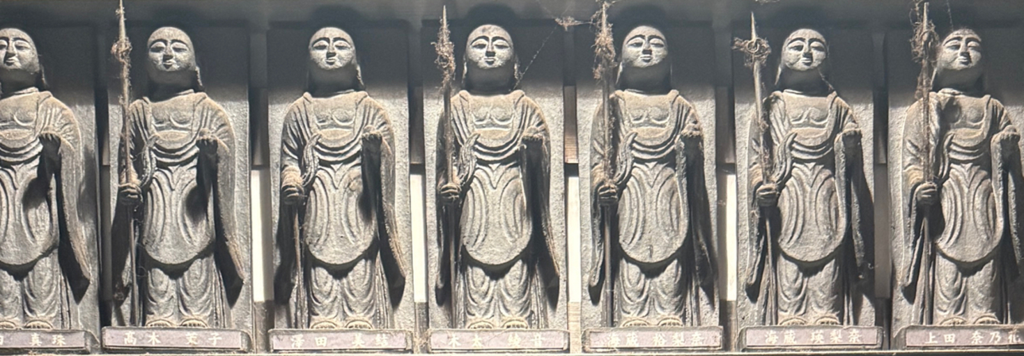 レビュアーのカバー画像