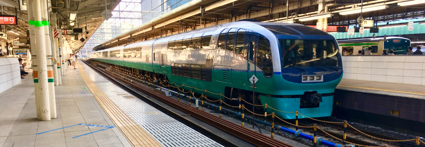 レビュアーのカバー画像