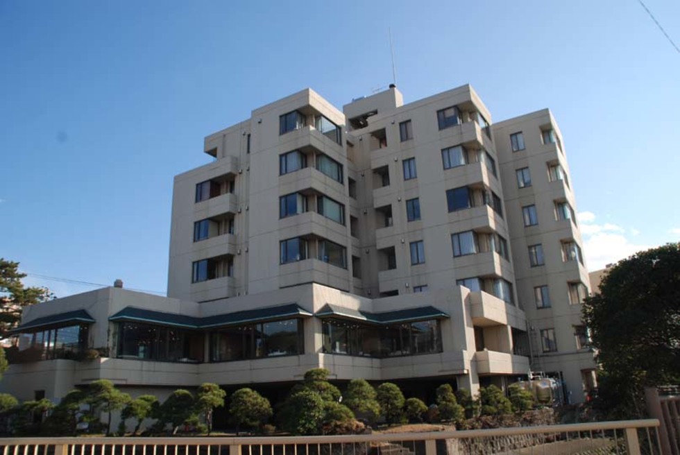 レビュアーのカバー画像