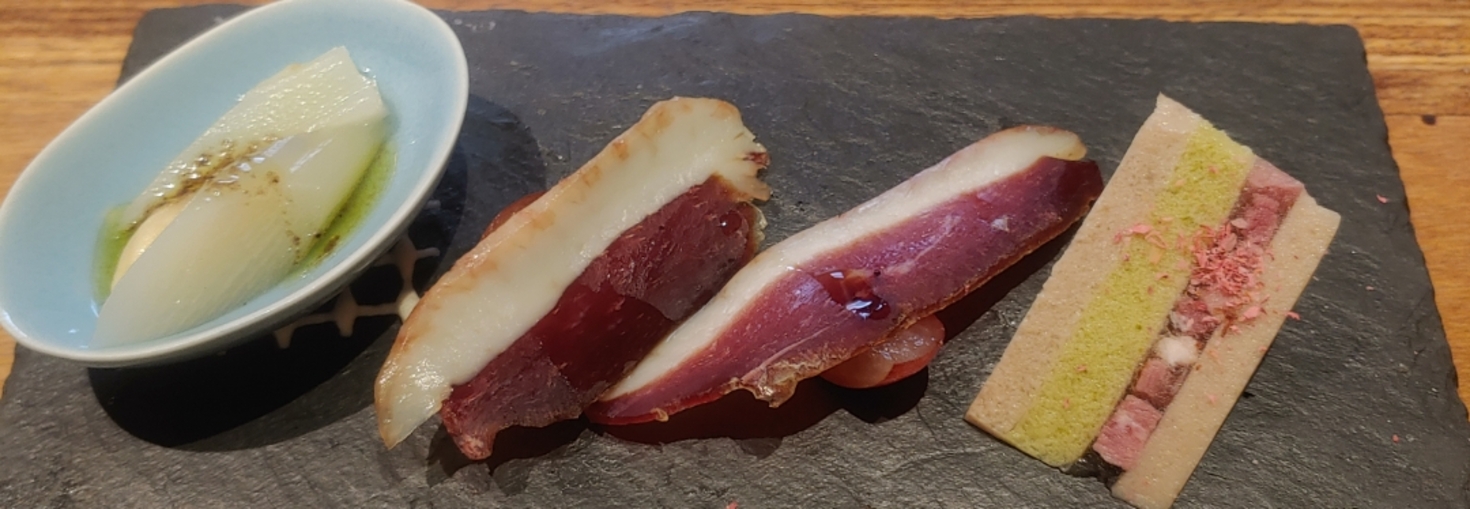 レビュアーのカバー画像