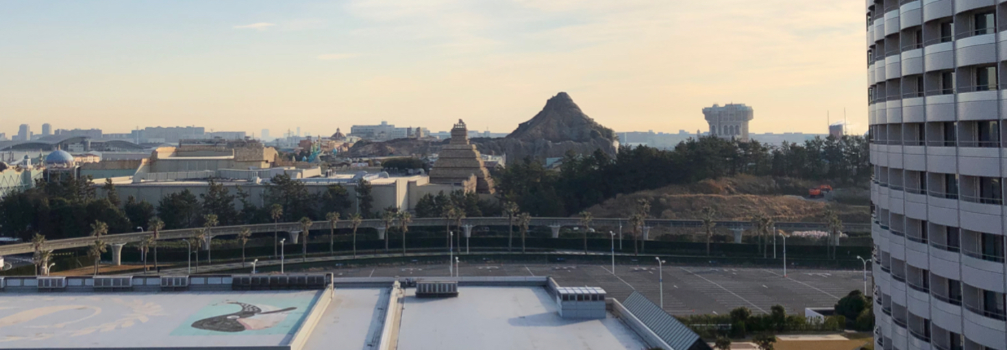 レビュアーのカバー画像