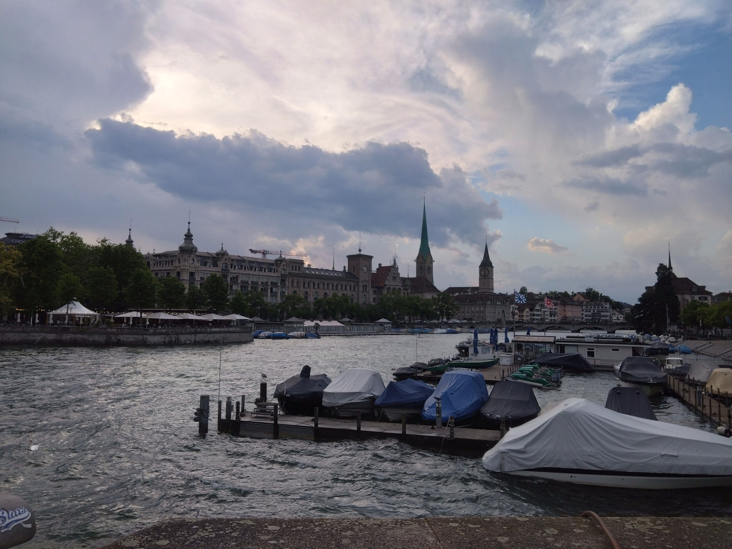 レビュアーのカバー画像