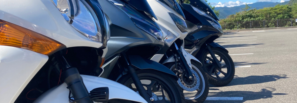 レビュアーのカバー画像