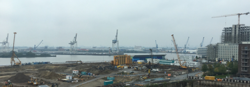 レビュアーのカバー画像