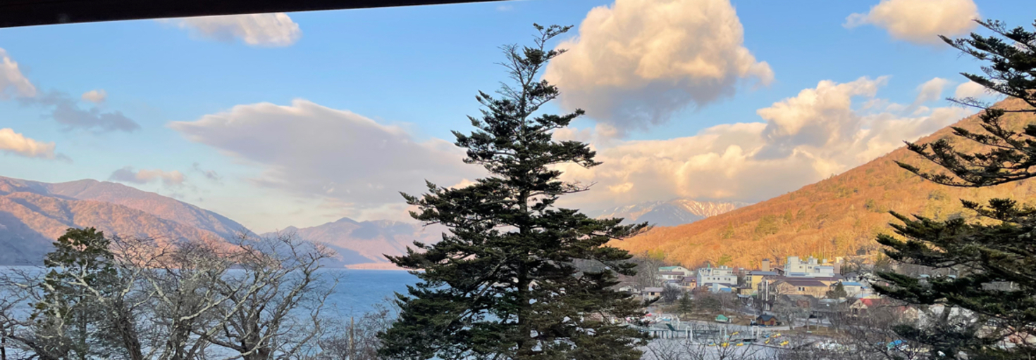 レビュアーのカバー画像