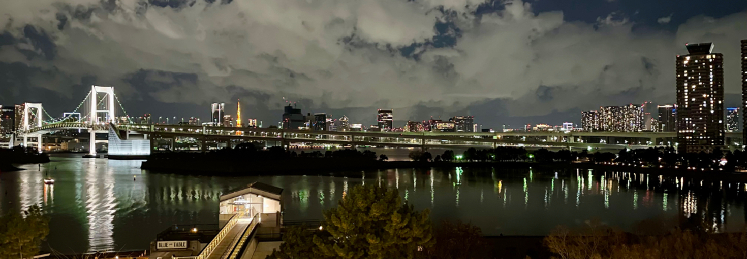 レビュアーのカバー画像