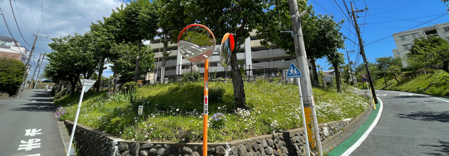 レビュアーのカバー画像