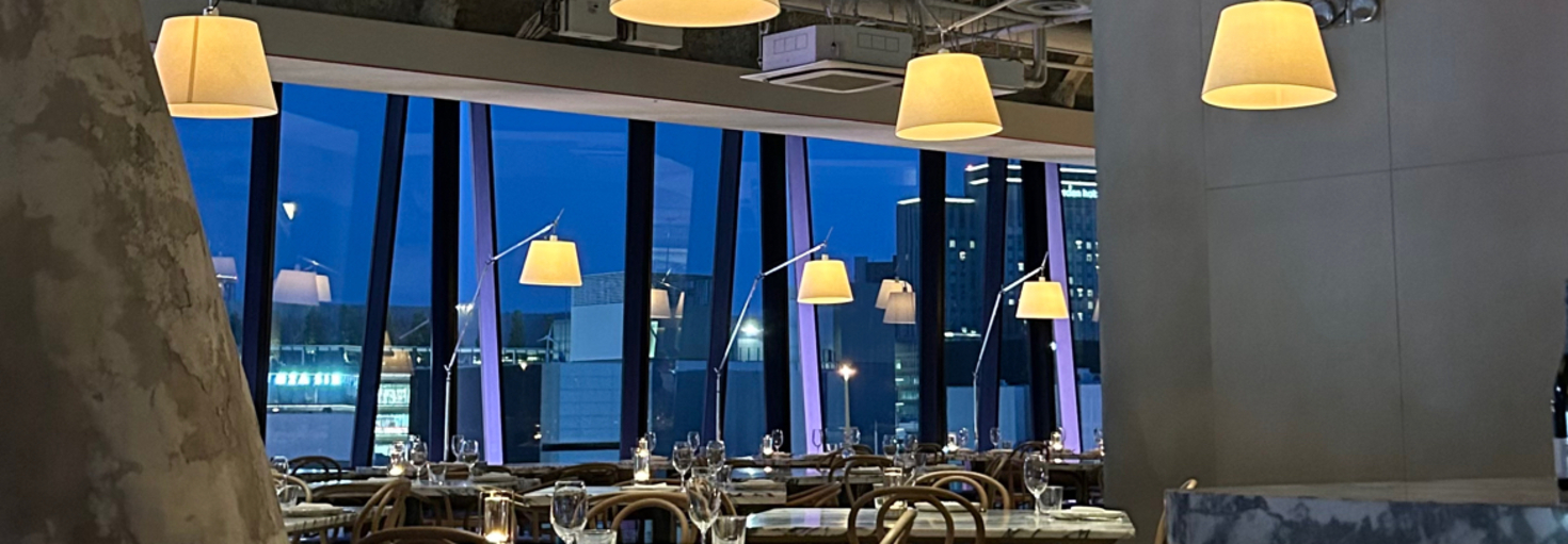 レビュアーのカバー画像