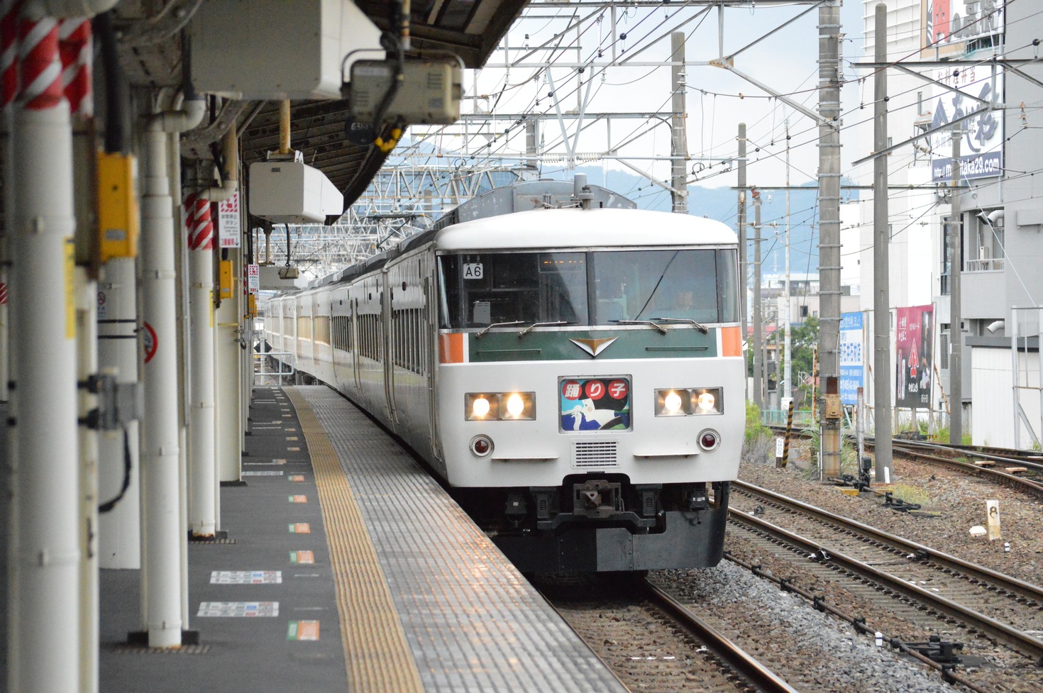 レビュアーのカバー画像