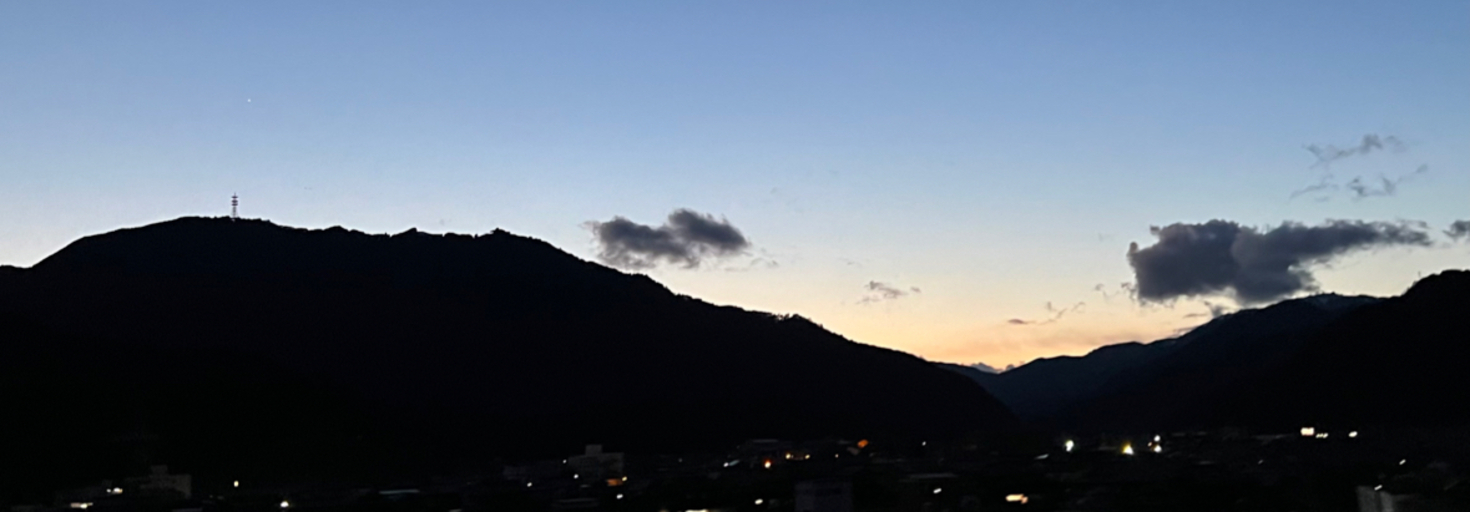 レビュアーのカバー画像