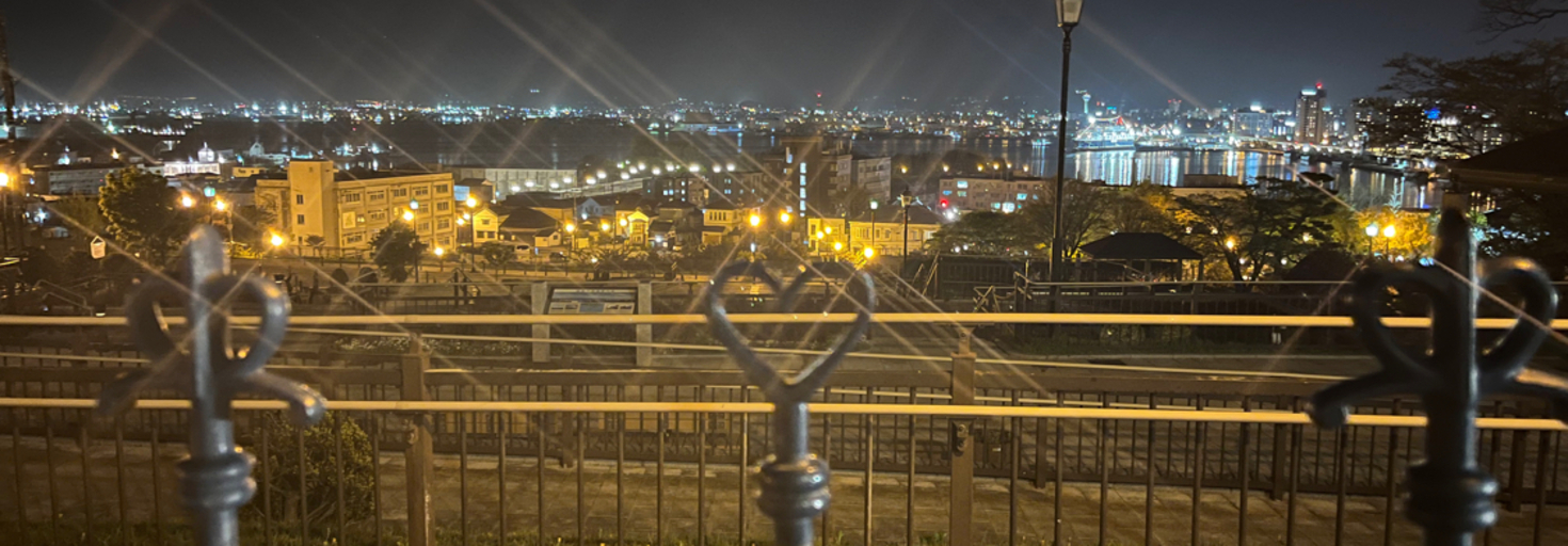 レビュアーのカバー画像