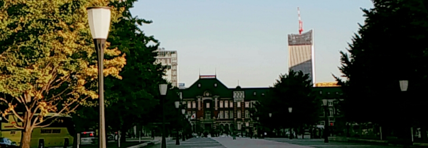 レビュアーのカバー画像