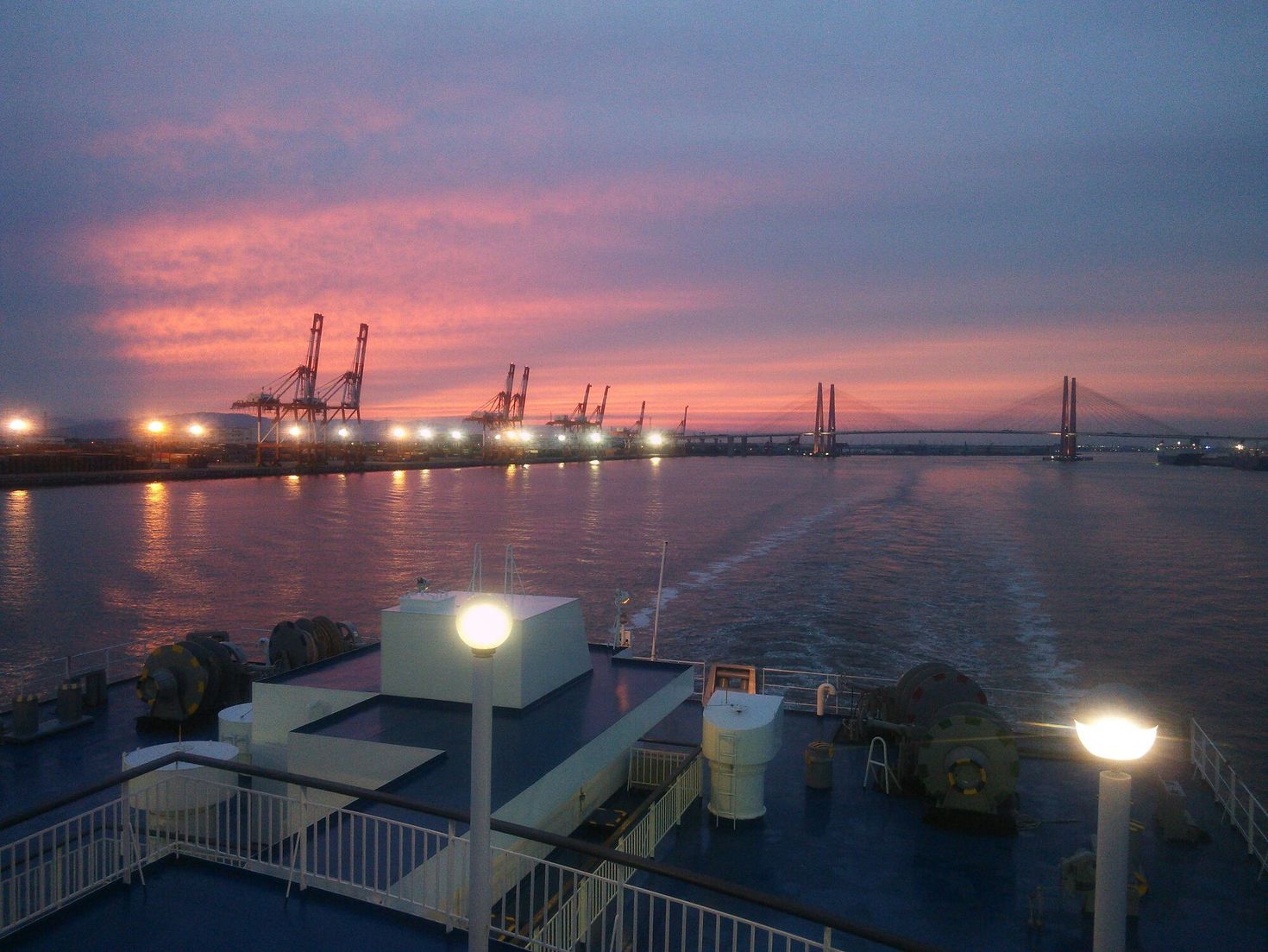 レビュアーのカバー画像