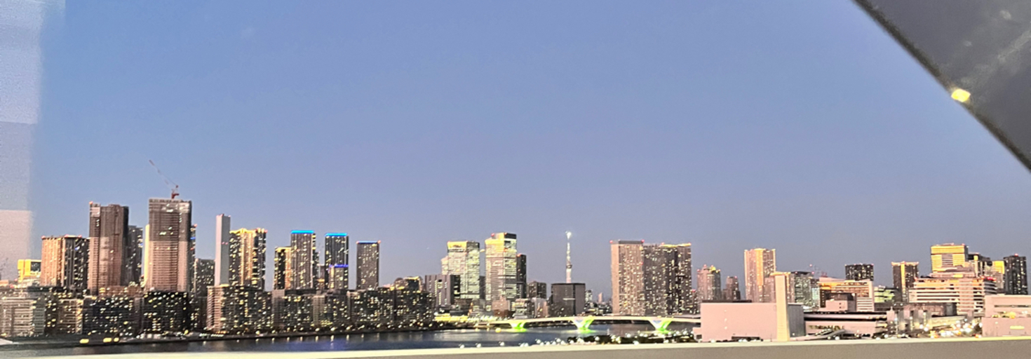 レビュアーのカバー画像