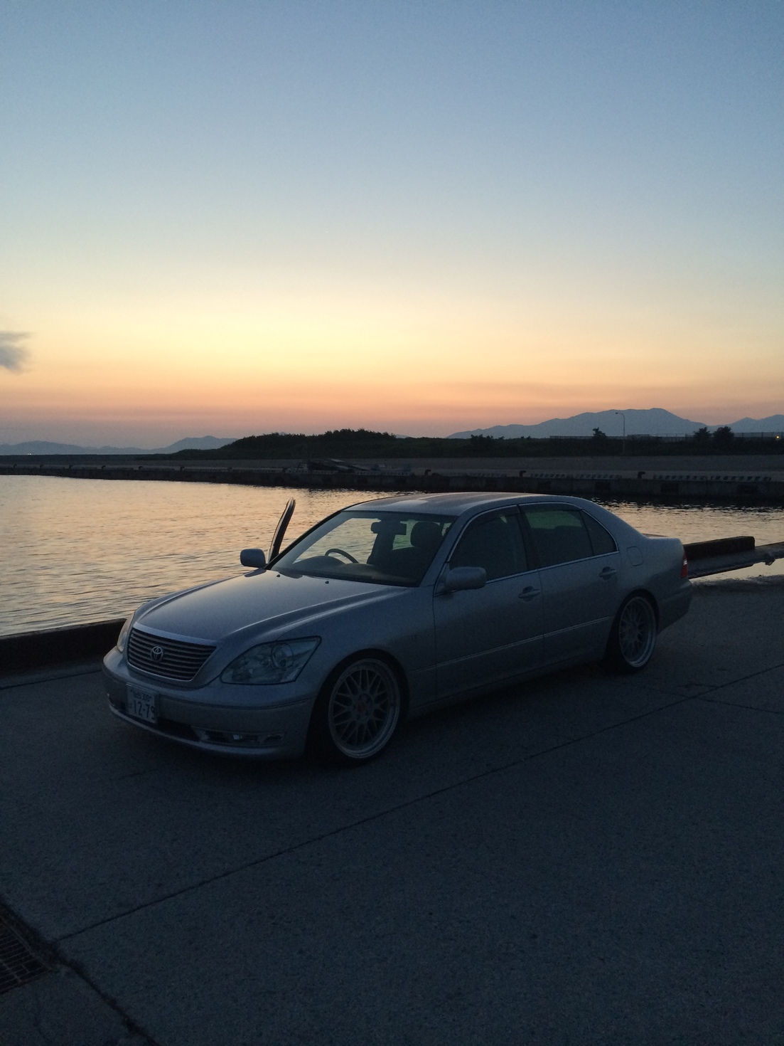 レビュアーのカバー画像