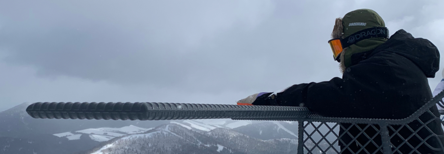 レビュアーのカバー画像