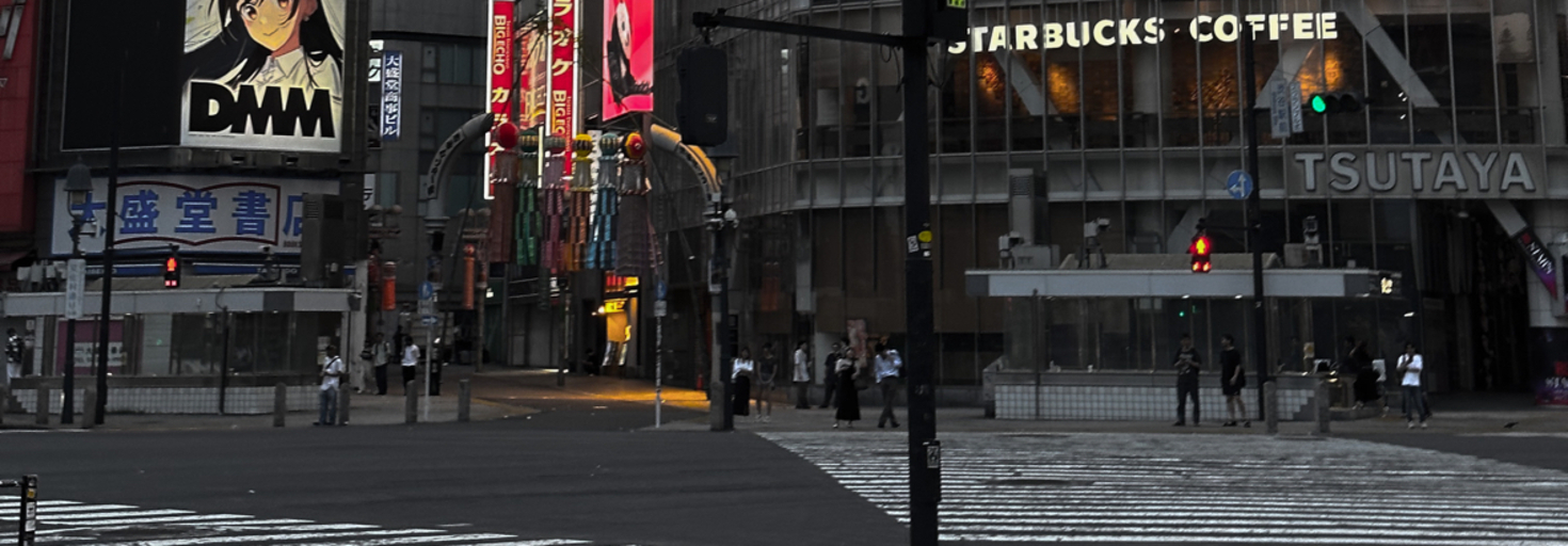 レビュアーのカバー画像