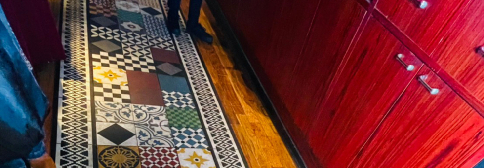 レビュアーのカバー画像