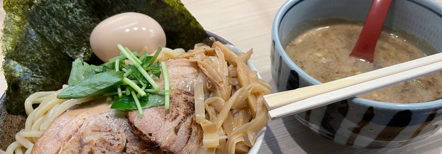 レビュアーのカバー画像