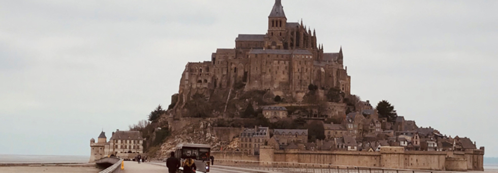 レビュアーのカバー画像